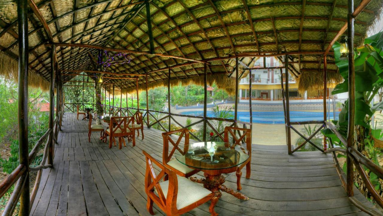 Gokulam Grand Resort & Spa, Coorg Кушалнагар Экстерьер фото
